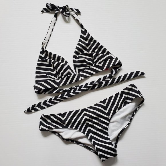 Victoria's Secret Other - Victorias Secret Triangle Halter Cheeky Bikini M L